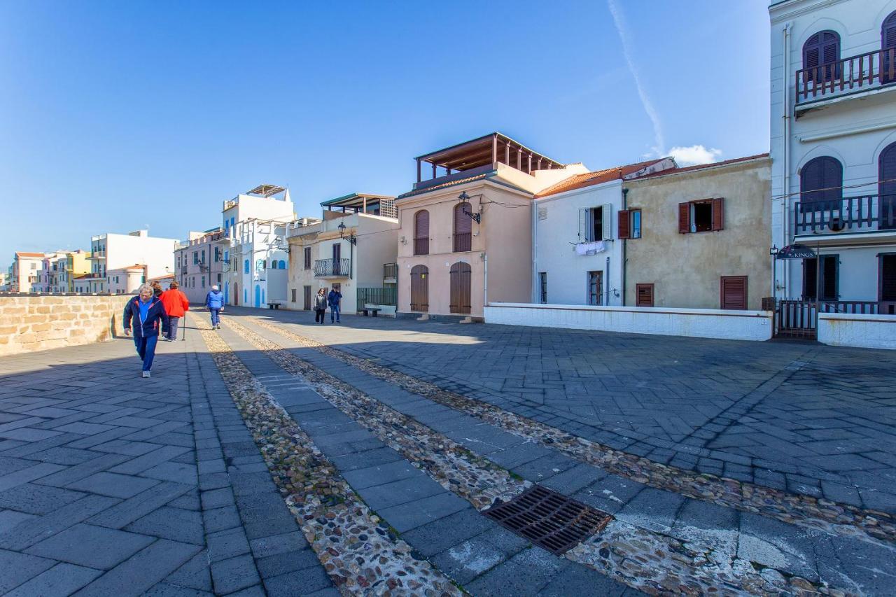 Sardinia Re - Cavour Loft Sea View Apartment